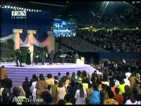 Donnie McClurkin  Great is thy faithfulness / Great is your mercy