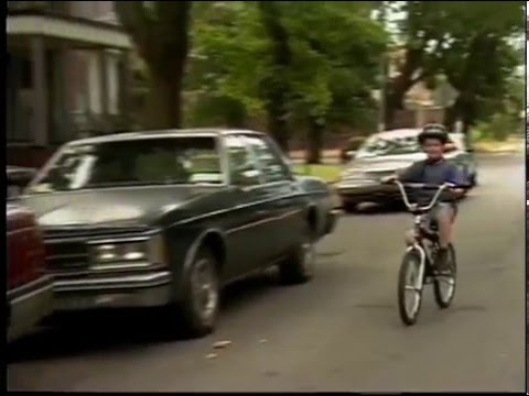 Riding on my Bicycle - Suki & Ding Safety (Music Video)