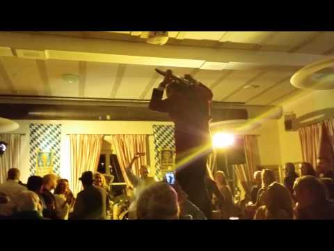 14 11 Cagey Strings Echardinger Einkehr