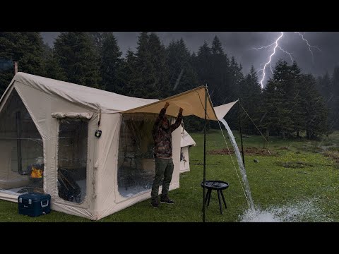 LUXURY CAMPING WITH A TENT FEATURING A BEDROOM AND LIVING ROOM