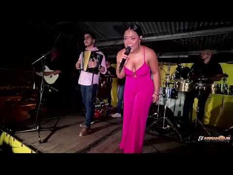 ANARKELYS ARIAS Y VICTOR BERNAL PATRONALES DE MONAGRILLO