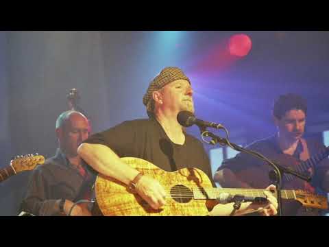 John Beag Ó Flatharta - Deoraí Thír an Fhia & Mo Mhéit ag Filleadh Abhaile (Meascra)