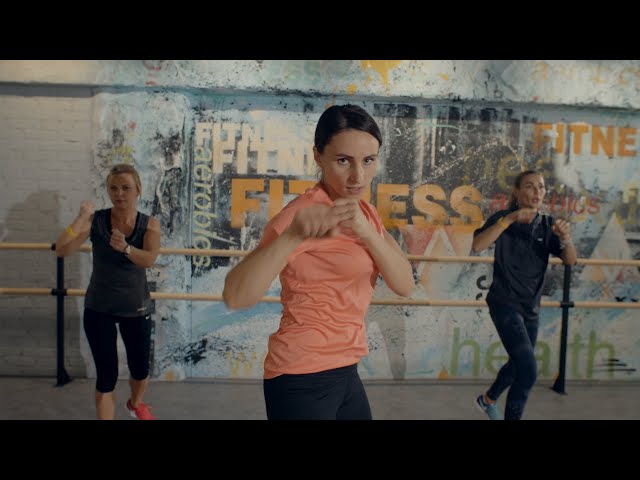 Фото Реклама спорт-клуба.
