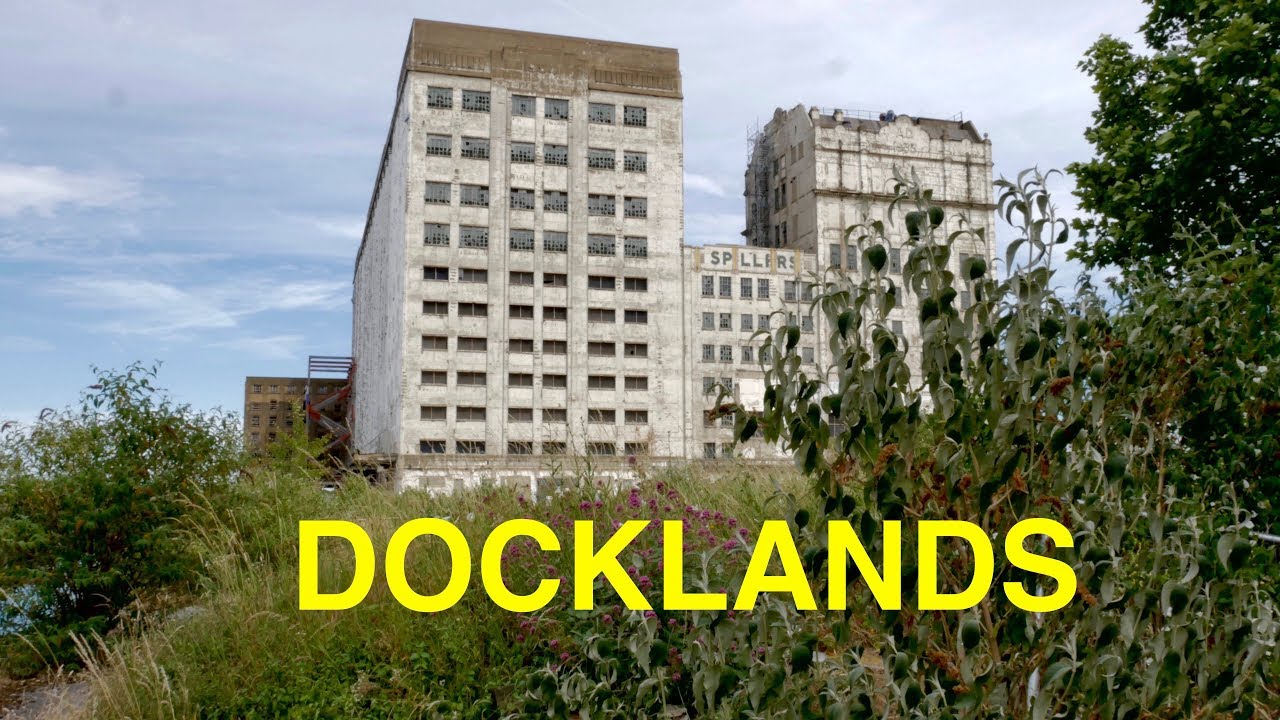 Exploring London's Royal Docks (4K)