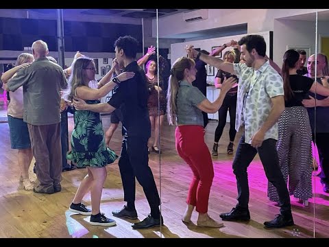 SALSA Dance classes for Beginners - every Sunday in Collingwood