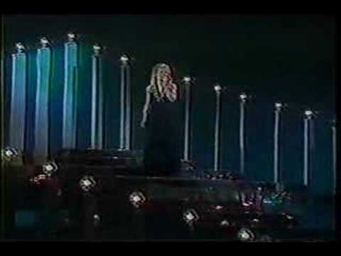 Lynn Anderson -  "How Can I Unlove You" - 1973