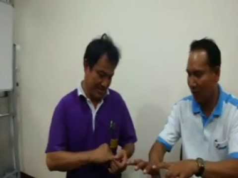 คุณสามารถเยี่ยมชมสระว่ายน้ำมีโรคสะเก็ดเงิน กลากบนภาพสีชมพูร่างกาย
