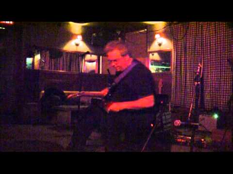 David Beardsley, microtonal guitar at Pianos, NYC 3-27-11 (3/3)
