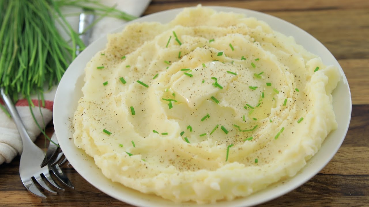 How to Make the Best Mashed Potatoes - The Cooking Foodie