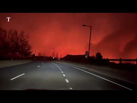 Colorado wildfires force tens of thousands to flee homes