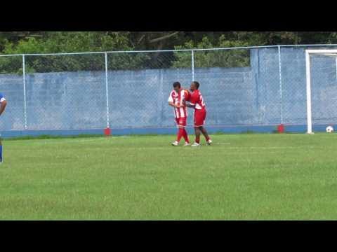 FUTEBOL NA ASSES (14.12.2013) ANDRÉ E MARROM FAZEM A FESTA
