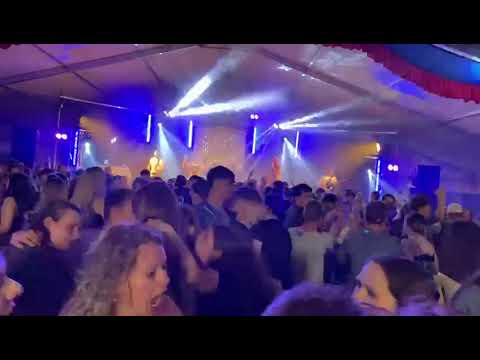 XDREAM, die Partyband aus Oberösterreich, Eini ins Leben