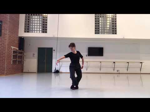 Quarantine Ballet. Port de bras. Centre