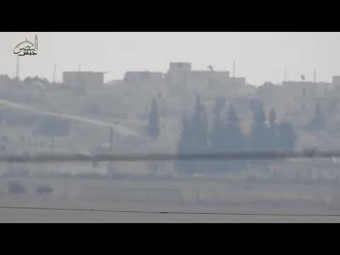 استهداف دبابة بصاروخ تاو من قبل جيش النصر على جبهة تل مرق في ريف حماة الشرقي