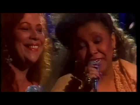 Alcione e Beth Carvalho - Malandro Sou Eu