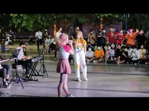 KHEM & PIE HATOBITO - ฟ้า (Original by Tattoo Colour) @SiamWalkingStreet - 050822 [FAMCAMbyEARTHTEN]