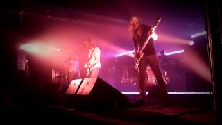 Let&#39;s Play Guitar in a Five Guitar Band -- Minus the Bear at Masquerade (good sound quality)