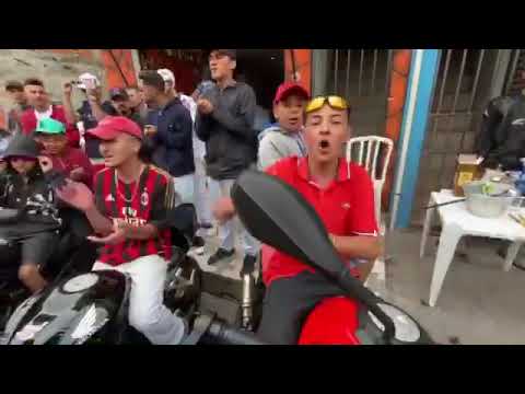 MC Gui Gomes, MC Marquinhos,MC Bielzinho zn e MC HG zo (-medley nos foguetes)