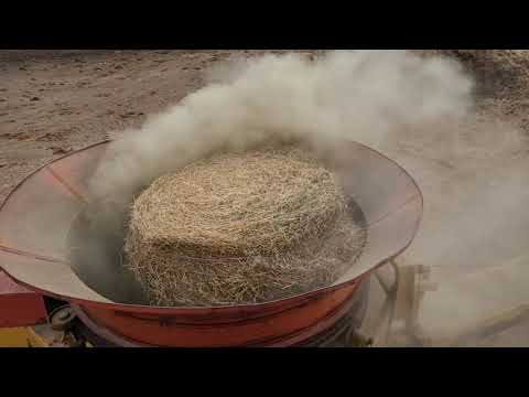 Haybuster Model H-1000 Bale Buster