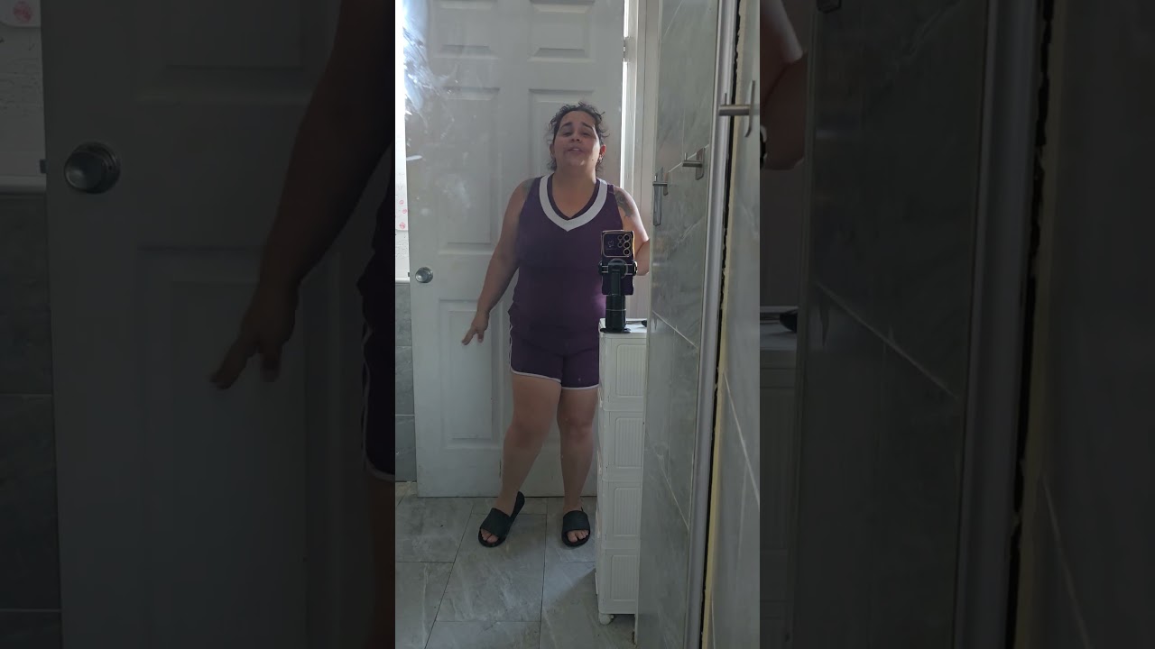 what was going on there #randomthoughts #becausenooneasked #forthememories #me2me #outfitoftheday