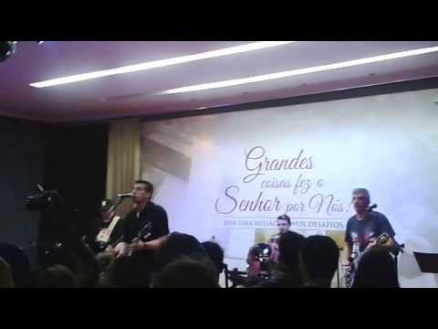 Banda Resgate na igreja Deus é Luz DF   jack joe and nancy in the mall