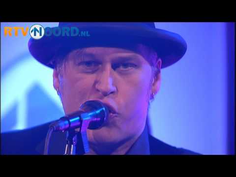 Bert Hadders & De Nozems - Woar blift de zummer [Live @ RTVNoord]