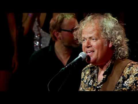 Let 'em in - Cover of Paul McCartney song by Jaco van der Steen