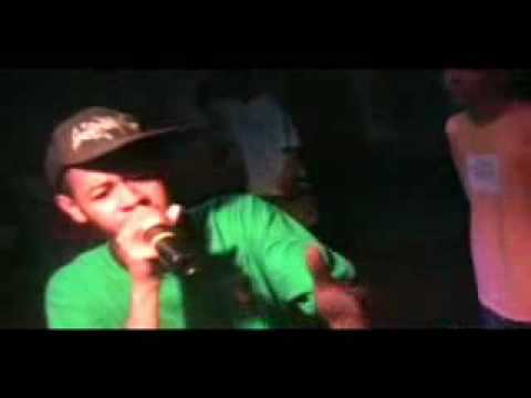 Mart de VR vs Emicida Hutuz 2006