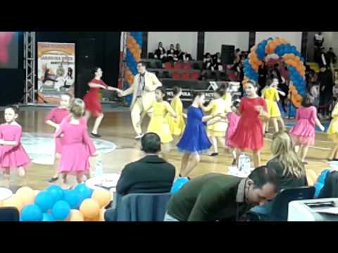 Megjunaroden natprevar dance studio expose