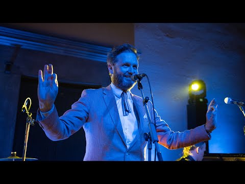 Ragnar Kjartansson: really, really, really sad songs – Reaching for the Stars