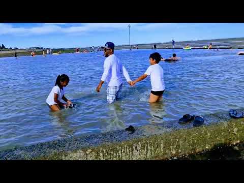fun with daddy #shoeburry sea beach