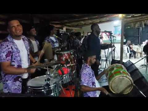 Alex Santana) merengue amor a medio tiempo en vivo