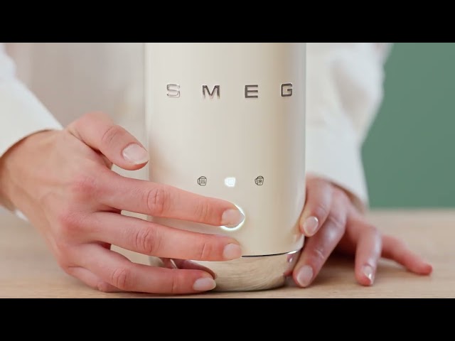 Smeg 50’s Style Milk Frother MFF02CRUK  - Cream