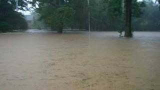 preview picture of video 'Cunewalde Hochwasser 7.8.2010'