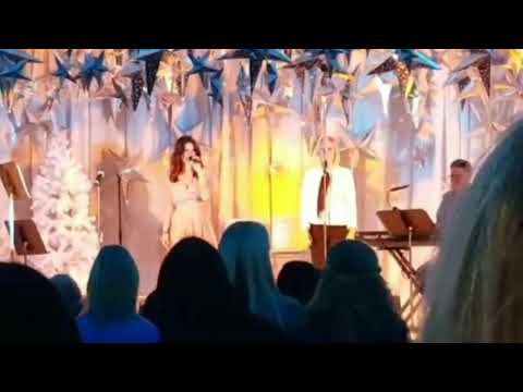 Kristen Bell Idina Menzel "For The First Time In Forever" Live Performance