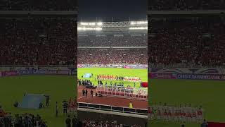 Download lagu Suasana Stadion Utama GBK Jakarta, supporter menyanyikan lagu kebangsaan Indonesia Raya mp3 Download lagu Suasana Stadion Utama GBK Jakarta, supporter menyanyikan lagu kebangsaan Indonesia Raya mp3