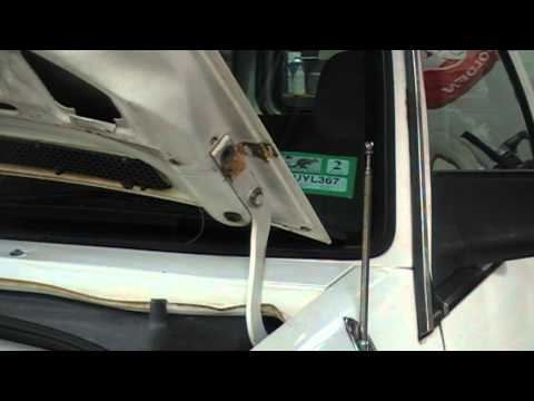 AUSMOD - How to Strut a VL bonnet (Se1 - Ep 1)