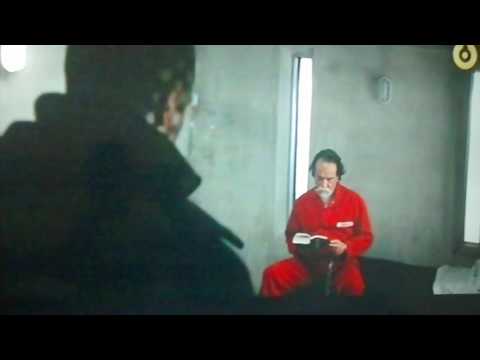 O vingador com vin diesel cena da prisão