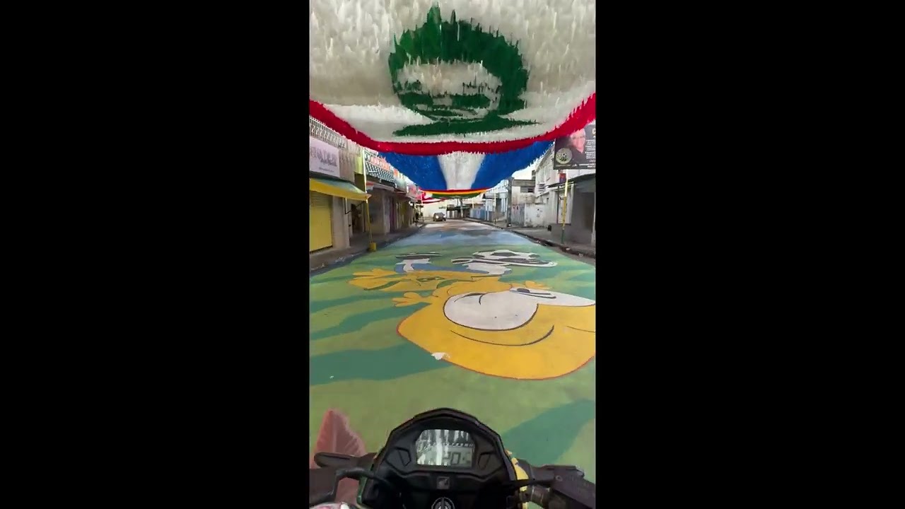 World Cup Fans in Brazil Decorate Street With Massive Flags || ViralHog