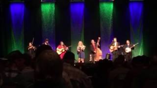 Rhonda Vincent - Mama Tried