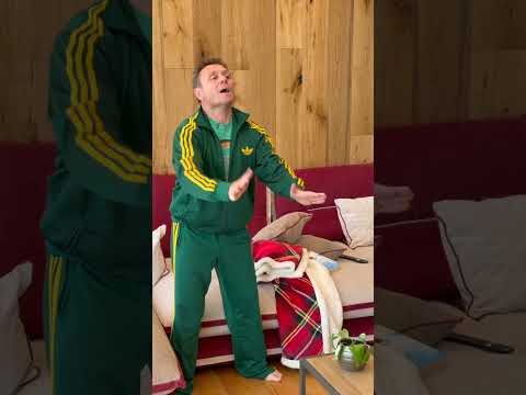 Capire i gesti delle donne: missione IMPOSSIBILE 😂