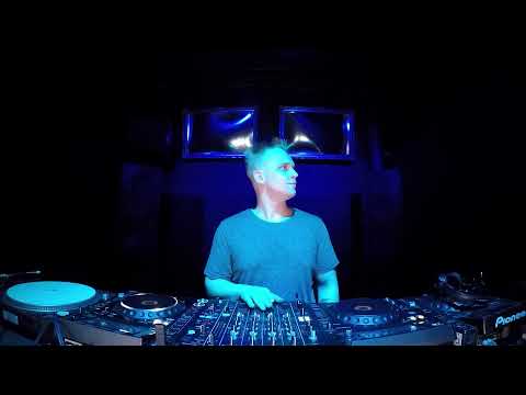 The Blue Oyster: Nathaniel Keefem / 08.11 / 19 - 20