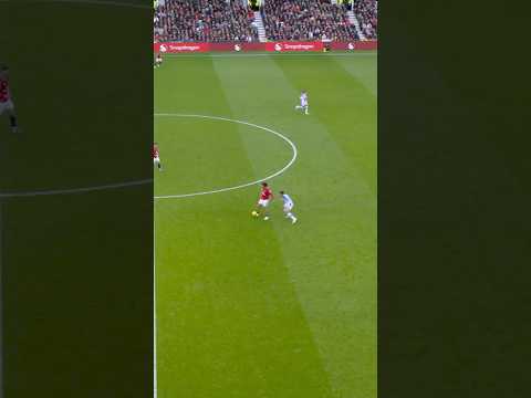 These Touches From Zirkzee 😮‍💨