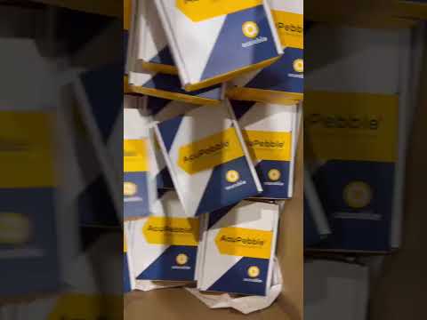 Assembling line for box and insert