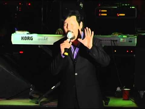 Thể hiện bởi Vũ Khanh