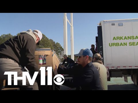 Saline County community comes together during water crisis