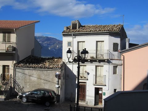 Amazing mountain views, from Casoli, habitable apartment
