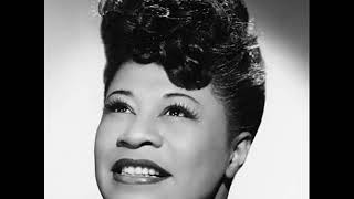 Ella Fitzgerald   Somewhere Over The Rainbow (1939) with Lyrics, story of song