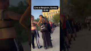 Berghain Berlin Waiting Queue ⛓🇩🇪 #berghain #berlin #sunday #club #techno