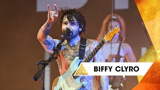 Download lagu Biffy Clyro - A Little Love (Glastonbury 2025) mp3 Download lagu Biffy Clyro - A Little Love (Glastonbury 2025) mp3